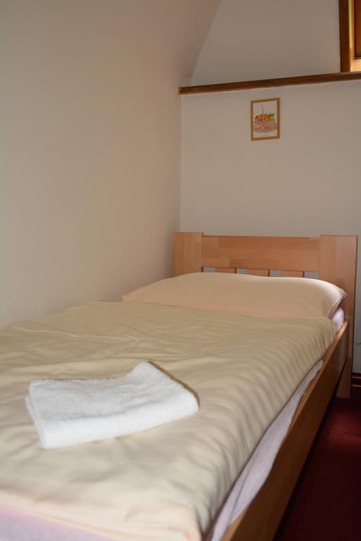 Hotel Koruna Karlstejn Room photo