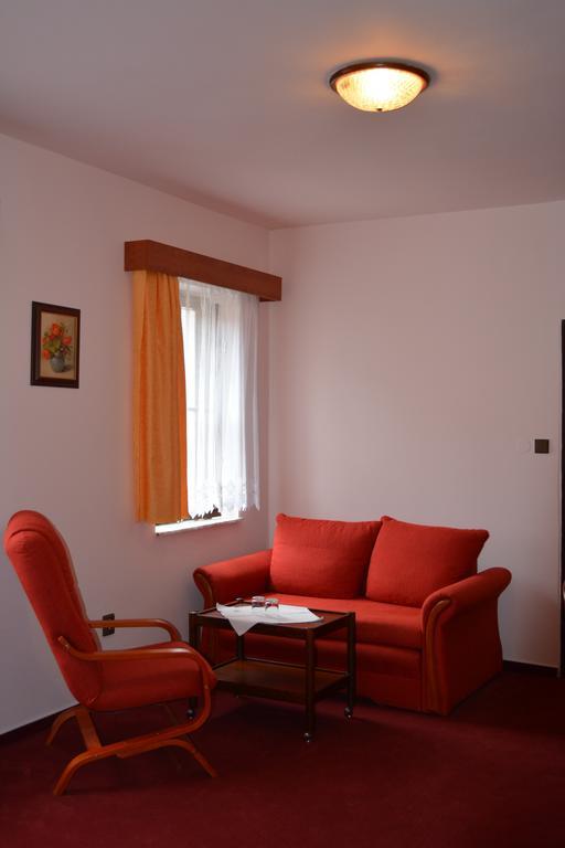 Hotel Koruna Karlstejn Room photo
