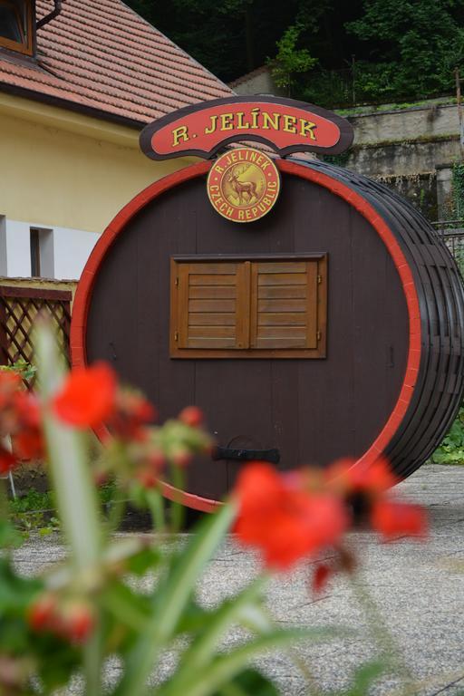 Hotel Koruna Karlstejn Exterior photo