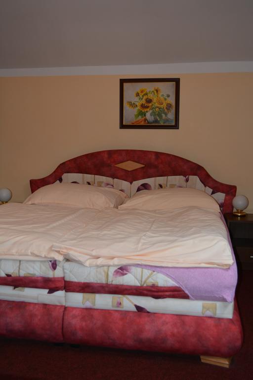 Hotel Koruna Karlstejn Room photo